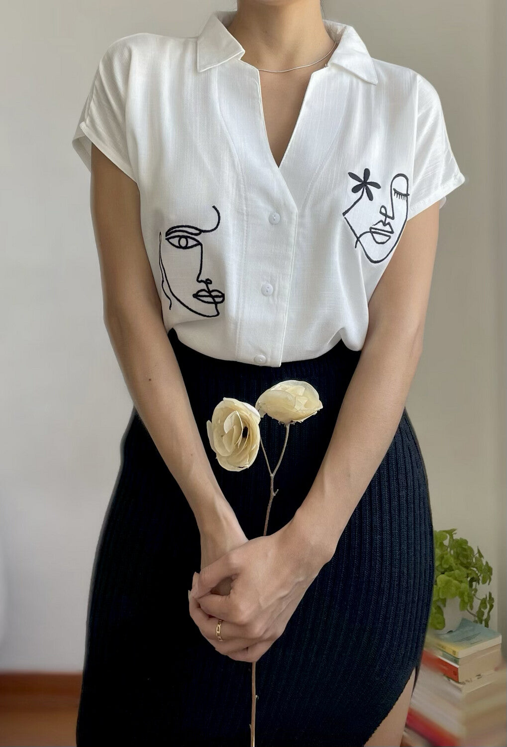 Blusa Bordada Face