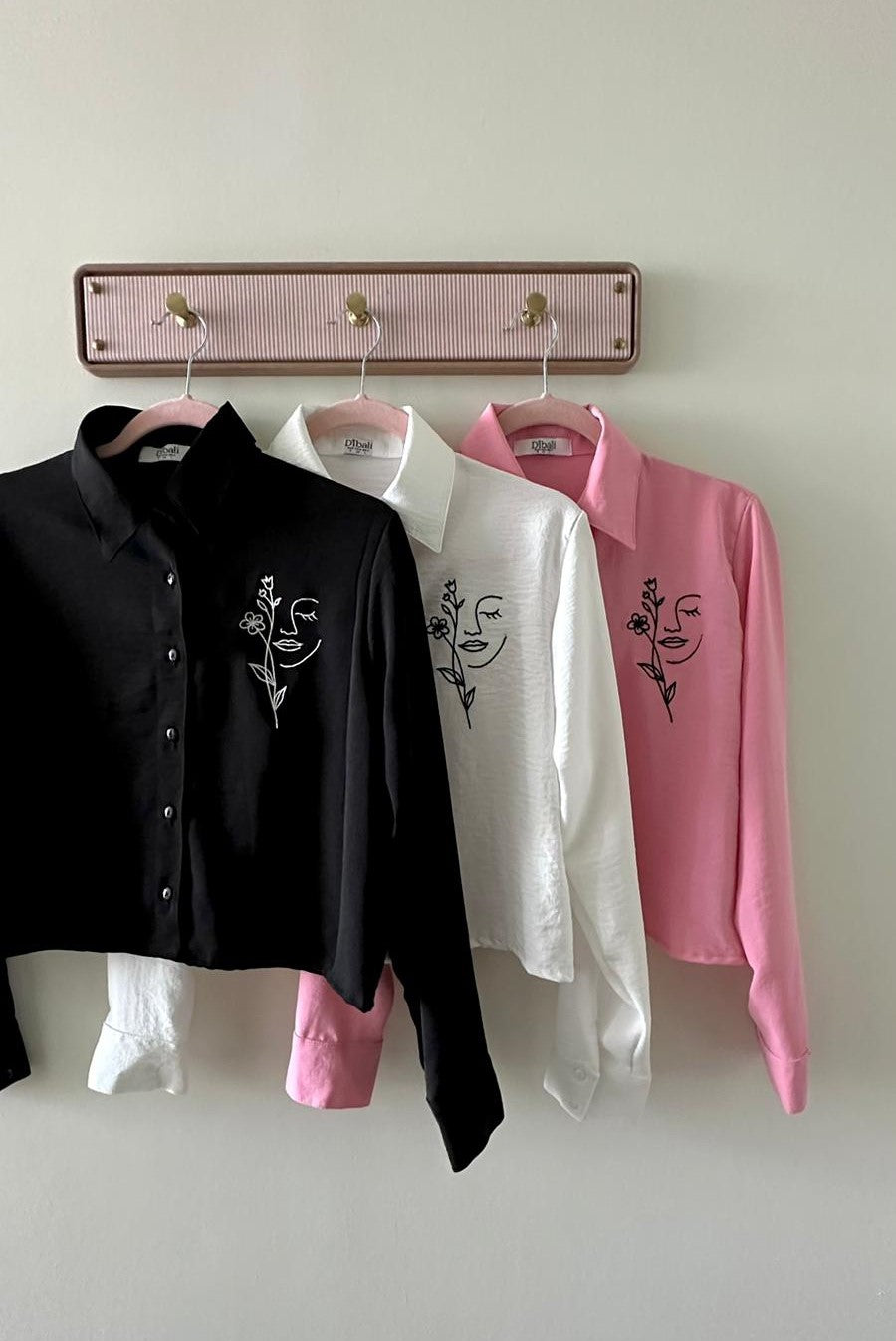 Blusa bordada