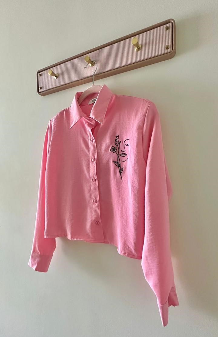 Blusa bordada