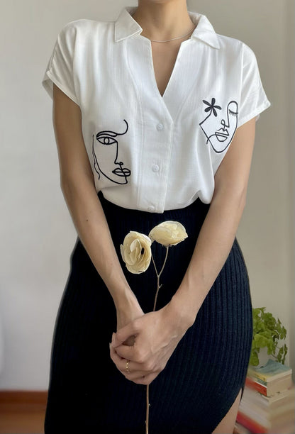 Blusa Bordada Face